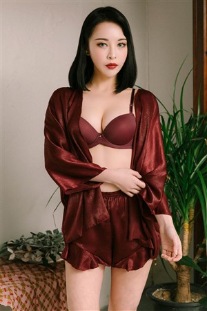 第一天妃凌瑶岑